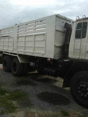 ขายดาวน์ HINO SOMO 227 วางเครื่อง 3M ดั๊ม สภาพสวยพร้อมใช้ ติอต่อที่คุณ อ๊อฟ พิจิตร 086-737-9991