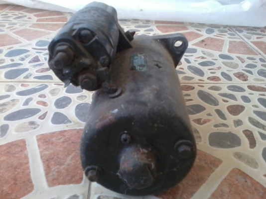 ขาย กระจกหน้า Daihatsu charade สภาพสวย