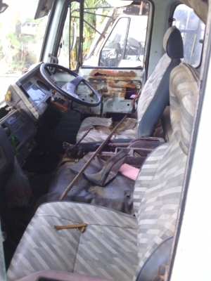 หัวสิบล้อ isuzu Rocky