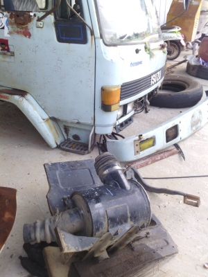 หัวสิบล้อ isuzu Rocky