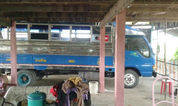ขาย รถสองแถว 6 ล้อ Isuzu 115 4BD ฝาดำ