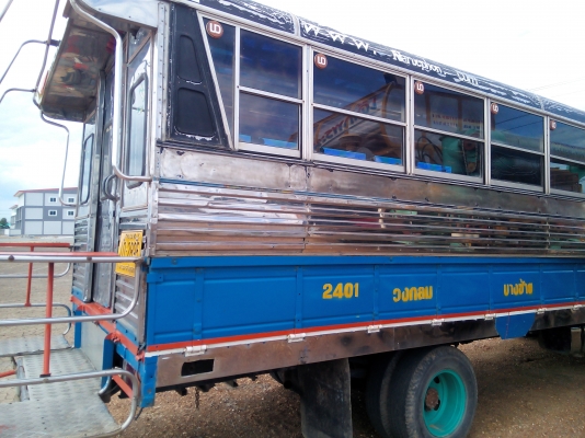 ขาย รถสองแถว 6 ล้อ Isuzu 115 4BD ฝาดำ