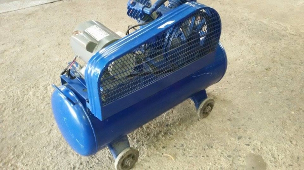 ขายปั๊มลม PUMA สภาพสวย 64 ลิตร ขายปั๊มลม PUMA สภาพสวย 64 ลิตร