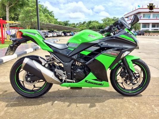 KAWASAKI NINJA250cc ปี2013 ใหม่มากๆ ไมค์5,xxxแท้ๆ ทะเบียนพร้อมโอน 125,000 -