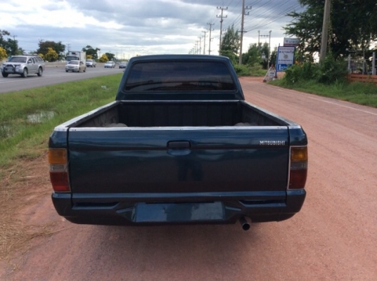 ขายรถกระบะมิตซูแอโร่บอดี้ ปี 96 เครื่องเดิม 4D56 เกียร์ธรรมดา เพาเวอร์ ภายในเบาะหนังสีเทา ไม่มีขาด ภายในสะอาด ตัวถังสีเต็มเงา ลอนกระบะสวย เครื่องดี เกียร์แน่น ช่วงล่างดี ล้อแม็ก 15 รถขับดี พร้อมใช้ครับ ขายรถกระบะมิตซูแอโร่บอดี้ ปี 96 เครื่องเดิม 4D56 เกียร์ธรรมดา เพาเวอร์ ภายในเบาะหนังสีเทา ไม่มีขาด ภายในสะอาด ตัวถังสีเต็มเงา ลอนกระบะสวย เครื่องดี เกียร์แน่น ช่วงล่างดี ล้อแม็ก 15 รถขับดี พร้อมใช้ครับ