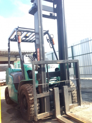 ขายถูกจริงๆ!!!รถยกมิตซูรุ่นล่าสุดเครื่อง"ดีเซล" ยก2.5 ตัน สูง 3 เมตร (หรือสูงตามต้องการ) 299,000 ด่วนๆๆ 094-426-7888