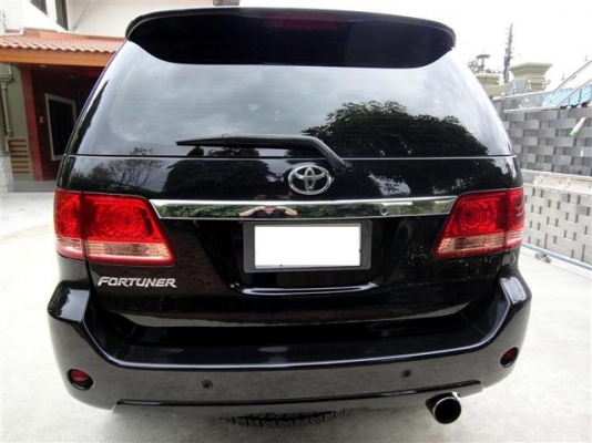 2005TOYOTA FORTUNER 3.0V AT AIRBAG-ABS Top Full-option รถมือเดียว ประกันเหลือเยอะ