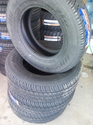 215/70R15 ยางใหม่ ราคาถูก 215/70R15 ยางใหม่ ราคาถูก
