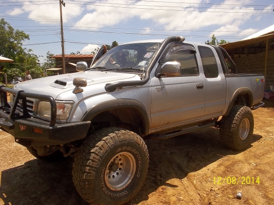 ขายโฟวีน 4x4 ไทเกอร์ เอกสารพร้อมโอน ขายโฟวีน 4x4 ไทเกอร์ เอกสารพร้อมโอน