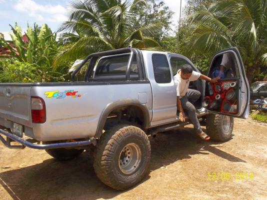 ขายโฟวีน 4x4 ไทเกอร์ เอกสารพร้อมโอน ขายโฟวีน 4x4 ไทเกอร์ เอกสารพร้อมโอน