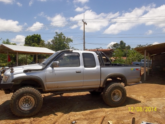 ขายโฟวีน 4x4 ไทเกอร์ เอกสารพร้อมโอน ขายโฟวีน 4x4 ไทเกอร์ เอกสารพร้อมโอน