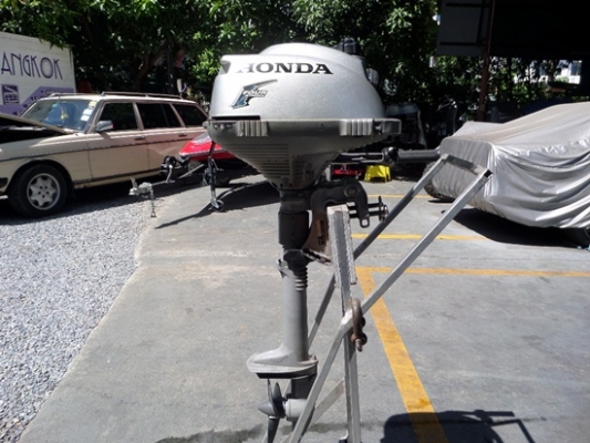 เครื่องเรือ HONDA 2 แรง 4 จังหวะ