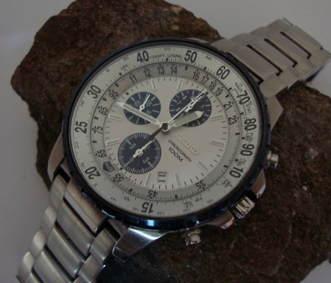 นาฬิกา SEIKO Chronograph พร้อมกล่องใบ คู่มือ