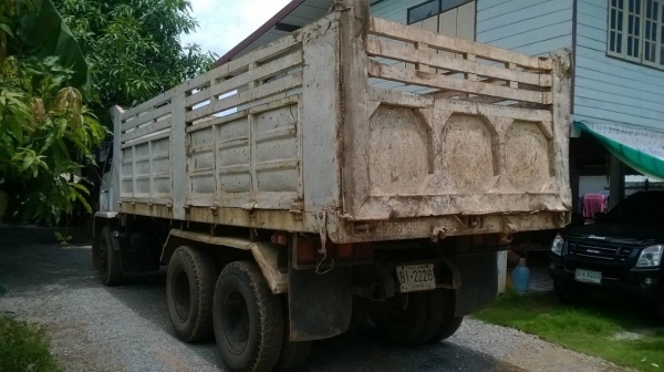 ขาย ROCKY 175 ดั้ม 2 เพลาช่วงล่างจัมโบ้ DL คัสซีสวยจัด เครื่อง 6BG1 175 แรงม้า สโลว์เดิม เบรคลมดัน ทะเบียนเต็มพร้อมโอน ราคาต่อรองได้