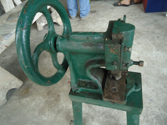 ขายเครื่องปั้มพวงมาลัย 3500