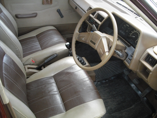 NISSAN B11 สภาพเยี่ยม ราคา 35000 บาท