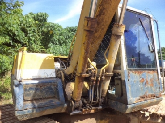 รถแบคโฮ KOMATSU PC120-3