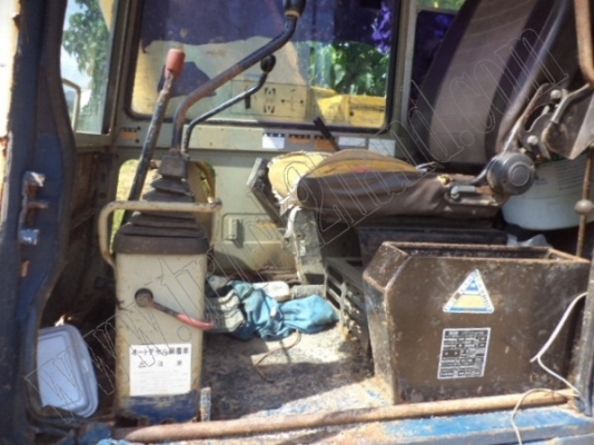 รถแบคโฮ KOMATSU PC120-3