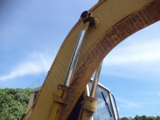 รถแบคโฮ KOMATSU PC120-3