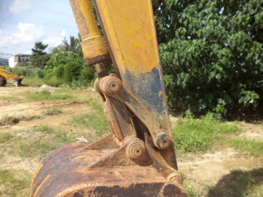 รถแบคโฮ KOMATSU PC120-3