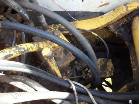 รถแบคโฮ KOMATSU PC120-3