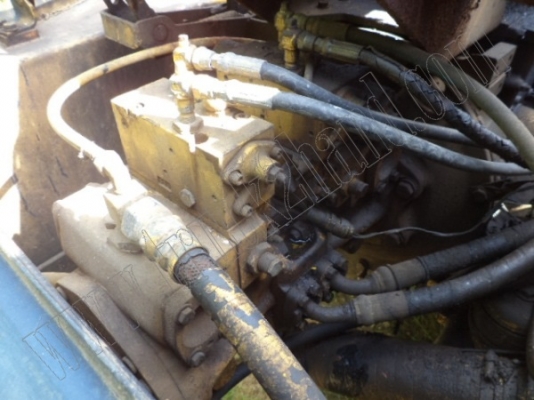 รถแบคโฮ KOMATSU PC120-3