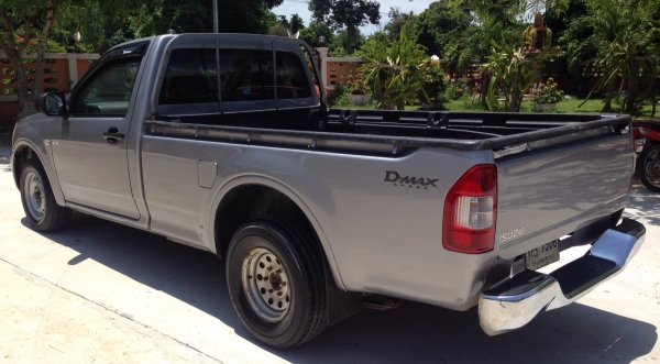 ขายดาวน์ ISUZU D-MAX SPARK EX Ddi-iTEQ 2.5 MT ปี 49 คอมมอนเรลสุดประหยัดใช้งานดี เครื่องแรงดีม่กครับ ภายในเก๋งคอนโซลสวยครบพร้อม เครื่องเสียง แอร์เย็น พวงมาลัยเพาเวอร์ ภายนอกบางเดิมดี กระบะปูพื้นยางลายเนอร์ครบ ช่วงล่างแน่นหนึบดี เอกสารทะเบียนภาษีครบพร้อมโอน