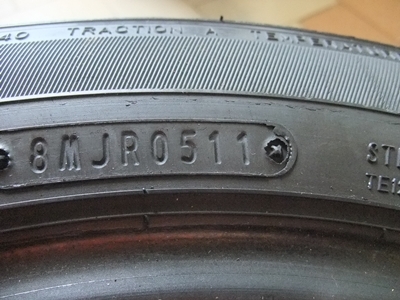 ยาง Dunlop 185/55/15 ปี11