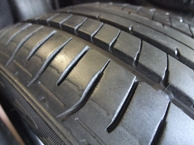 ยาง Dunlop 185/55/15 ปี11