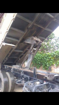 รถอีซูซุ 10 ล้อดั้ม FVZ 200 แรงม้า ปี 48 สนใจติดต่อ 081 - 6079515 รถอีซูซุ 10 ล้อดั้ม FVZ 200 แรงม้า ปี 48 สนใจติดต่อ 081 - 6079515