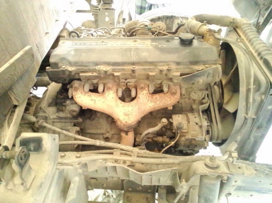 ขายรถ6ล้อรั้ว ISUZU NPR66LX5S เครื่อง 120 แรงม้า ฝาดำ สนใจโทร 081-9701072