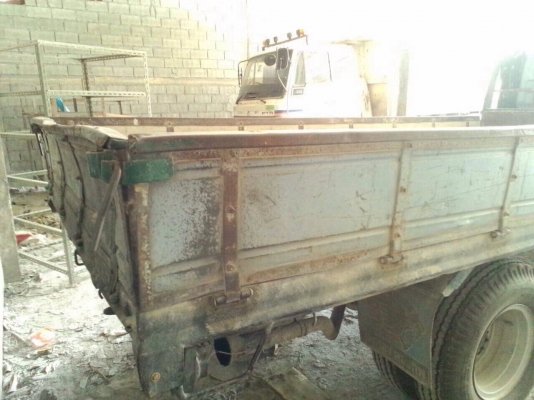 ขายรถ6ล้อรั้ว ISUZU NPR66LX5S เครื่อง 120 แรงม้า ฝาดำ สนใจโทร 081-9701072