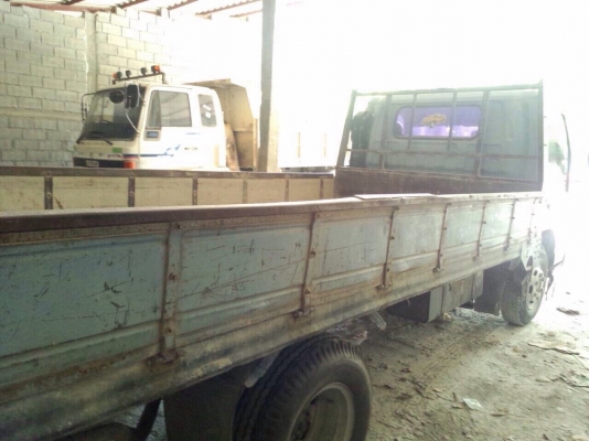 ขายรถ6ล้อรั้ว ISUZU NPR66LX5S เครื่อง 120 แรงม้า ฝาดำ สนใจโทร 081-9701072