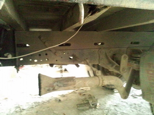 ขายรถ6ล้อรั้ว ISUZU NPR66LX5S เครื่อง 120 แรงม้า ฝาดำ สนใจโทร 081-9701072