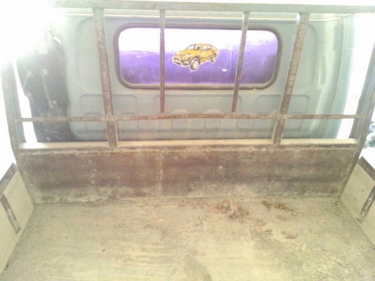 ขายรถ6ล้อรั้ว ISUZU NPR66LX5S เครื่อง 120 แรงม้า ฝาดำ สนใจโทร 081-9701072