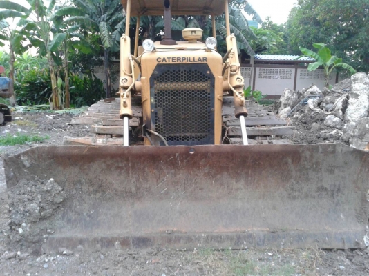 แทรคเตอร์ CAT D4E ตีนเป็ด แทรคเตอร์ CAT D4E ตีนเป็ด