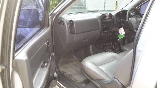 รถเดิมๆพร้อมใช้ดูแลดีเครื่อง2.5ประหยัดรถมือเดียวออกห้างมีBOOKเซวิสเข้าศูนย์ตลอด รถเดิมๆพร้อมใช้ดูแลดีเครื่อง2.5ประหยัดรถมือเดียวออกห้างมีBOOKเซวิสเข้าศูนย์ตลอด