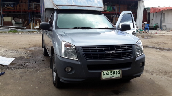 รถเดิมๆพร้อมใช้ดูแลดีเครื่อง2.5ประหยัดรถมือเดียวออกห้างมีBOOKเซวิสเข้าศูนย์ตลอด