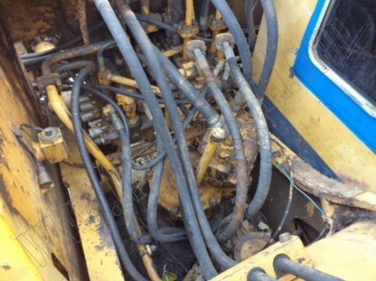 รถแบคโฮ KOMATSU PC120-3