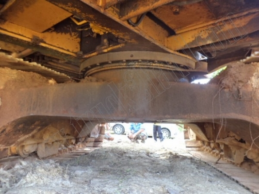 รถแบคโฮ KOMATSU PC120-3