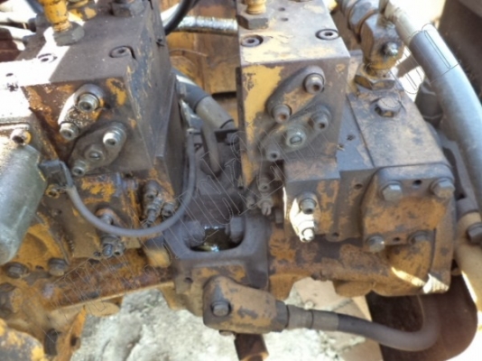 รถแบคโฮ KOMATSU PC120-3