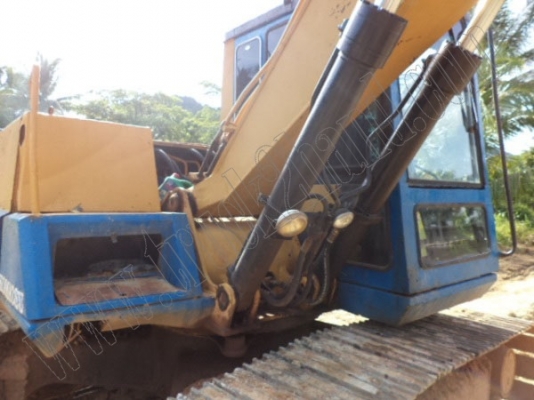 รถแบคโฮ KOMATSU PC120-3