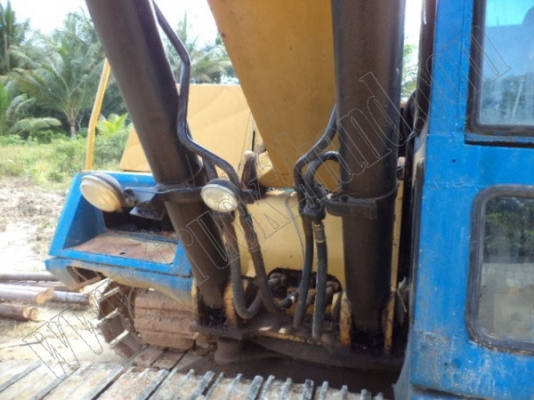 รถแบคโฮ KOMATSU PC120-3