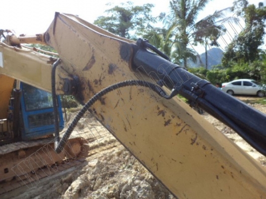 รถแบคโฮ KOMATSU PC120-3