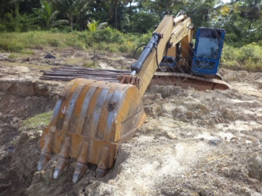 รถแบคโฮ KOMATSU PC120-3