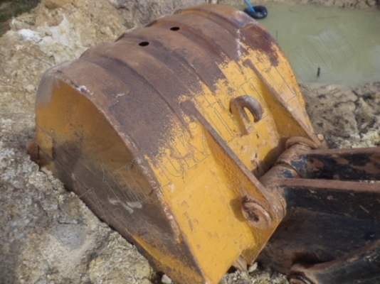 รถแบคโฮ KOMATSU PC120-3