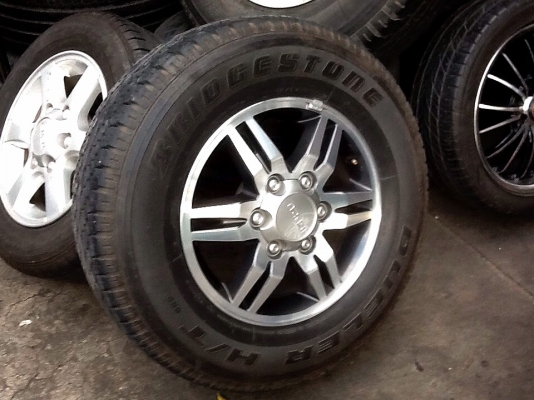 ขาย ยาง D-MAX ขอบ 16 พร้อมแม็ก ครับ ขาย ยาง D-MAX ขอบ 16 พร้อมแม็ก ครับ