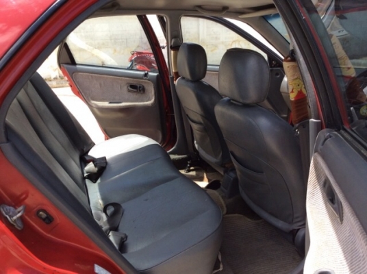 ขายรถ  Honda civic ปี 92 เครื่องใหม่ D15B หัวฉีด เกียร์ออโต้ ติดแก๊ส LPG  ภายในเบาะหนัง มีขาดบ้าง กระจกไฟฟ้่าทั้งคัน วิทนุCD แอร์เย็น ตัวถังสีเต็มเงา แม็ก 15 ยางดี เครื่องวิ่งดี เกียร์เ