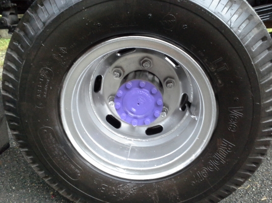 คุณ วิรัตน์ รับรถกลับบ้านแล้วครับ ขอบคุณครับ  6 ล้อดั้ม HINO ดูโท่ 130 แรง เทอร์โบว์ หัวกว้าง ปี 46 แอร์ เพาเวอร์ เบรกทริฟฟี่ รถสวยจัด พร้อมใช้สุดๆ