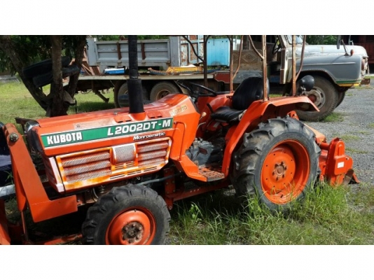 ขายรถไถKUBOTA 2002 4×4โฟร์ 3สูบ อุปกรณ์ครบ โรตารี่ ดันหน้า ผานหลัง จอบหมุน เครื่่องดี สภาพพร้อมใช้งาน สนใจโทร 090-8588220คุณนะ หรือ www.truck.in.th/498 Line ID narong498 ขายรถไถKUBOTA 2002 4×4โฟร์ 3สูบ อุปกรณ์ครบ โรตารี่ ดันหน้า ผานหลัง จอบหมุน เครื่่องดี สภาพพร้อมใช้งาน สนใจโทร 090-8588220คุณนะ หรือ www.truck.in.th/498 Line ID narong498
